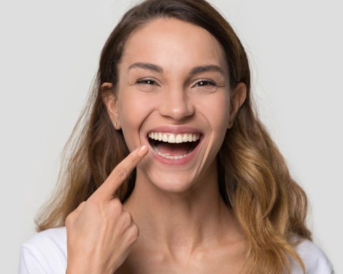 What is the Best Option for Straightening Teeth?
